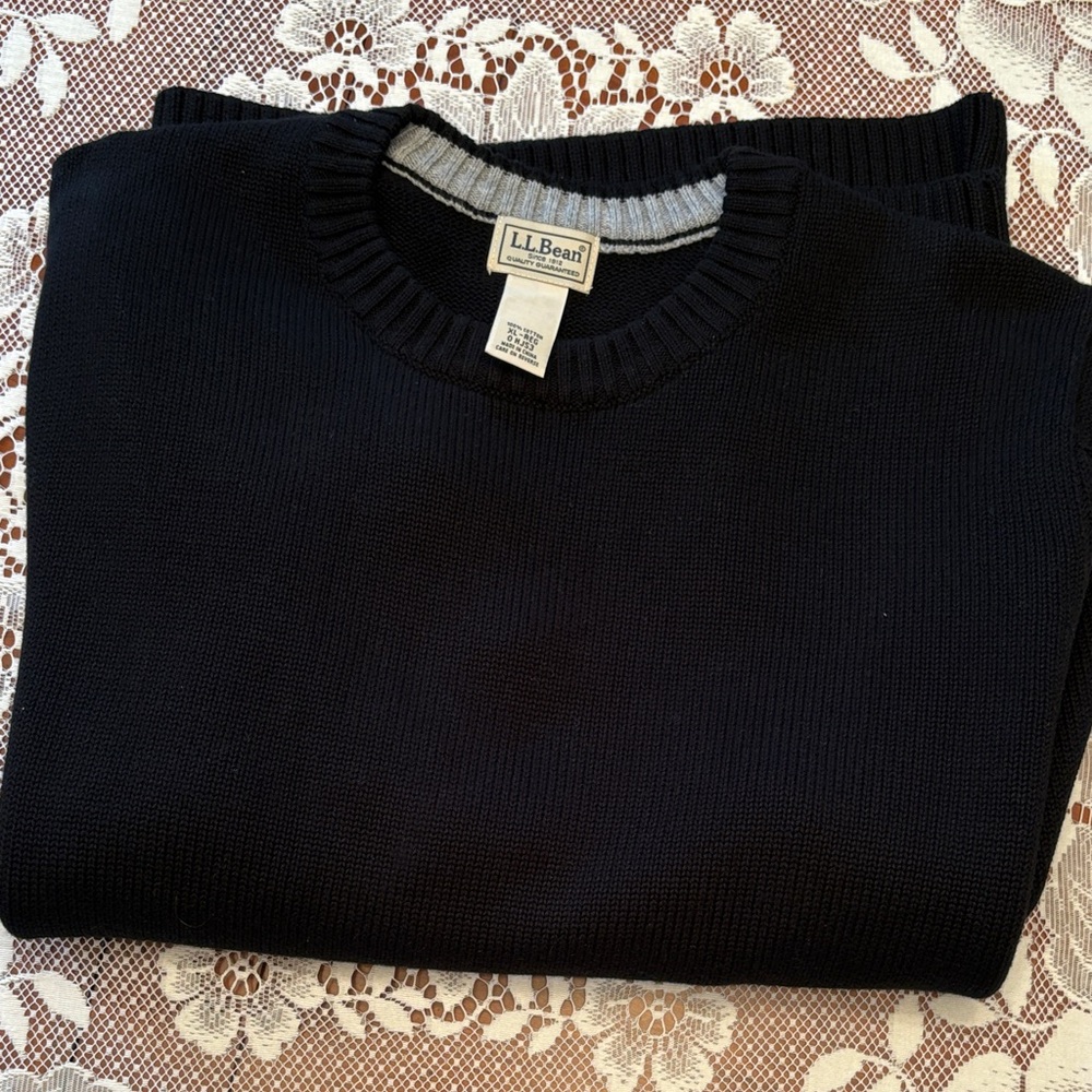 L.L. Bean Men's Black Sweater